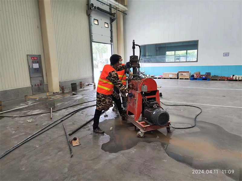 元宝厂房地面下沉塌陷注浆加固施工